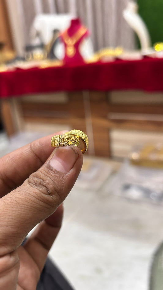 Gold Plated Men's Ear Ring